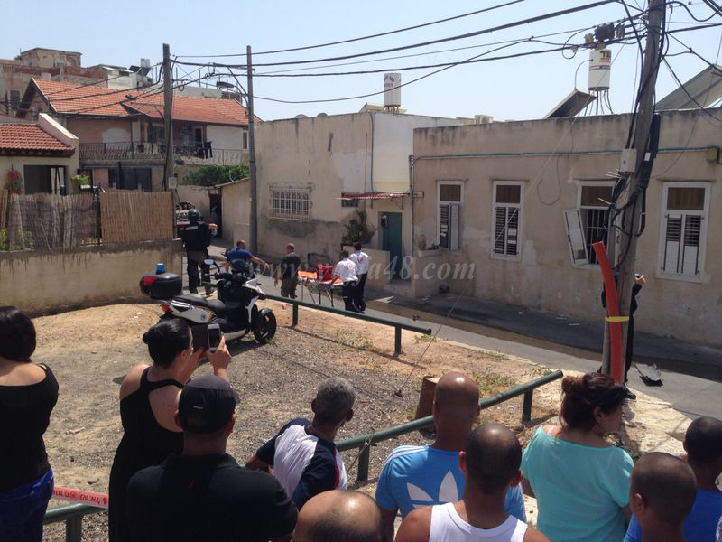 بالفيديو: مصرع شاب في العشرينات من عمره بانفجار مركبة وسط حي العجمي بيافا 